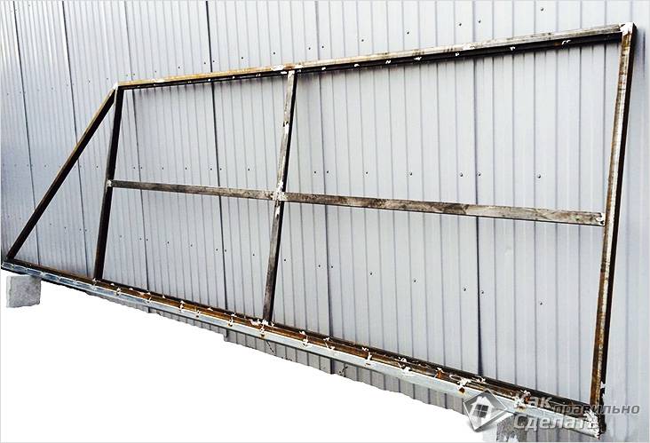 Как сделать раздвижные ворота: пошаговая инструкция с чертежами