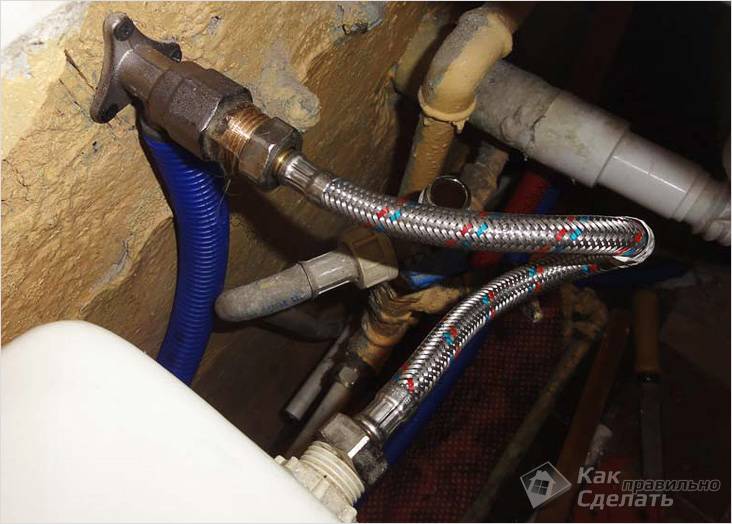 Как установить бачок на унитаз