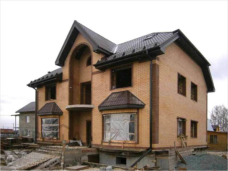 Сколько стоит построить кирпичный дом