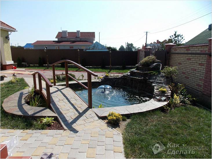 Водоем на дачном участке