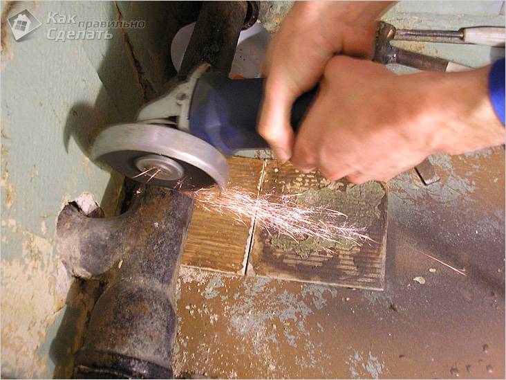 Врезка в канализационную трубу