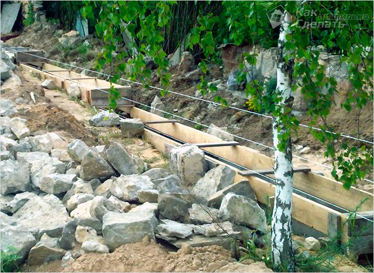 Забор из камня своими руками