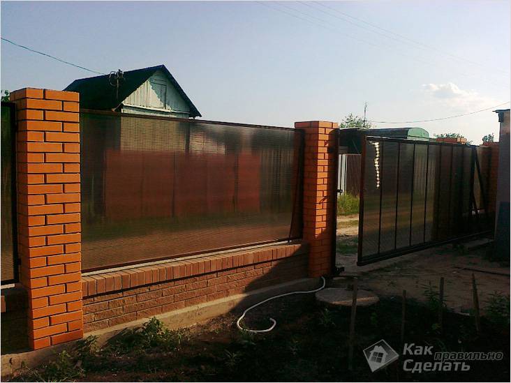 Забор из поликарбоната своими руками