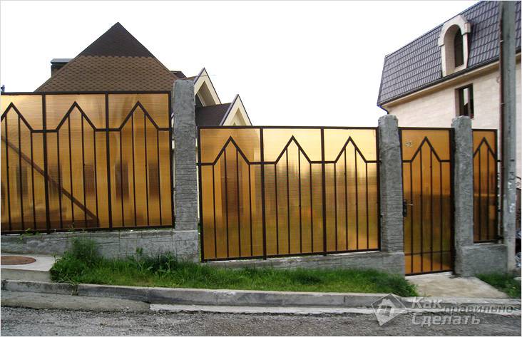 Забор из поликарбоната своими руками