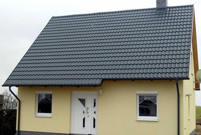 Дах з металочерепиці: характеристики і фото покрівлі