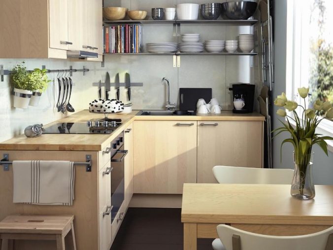 Фото інтер’єрів маленьких кухонь