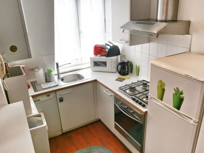 Фото інтер’єрів маленьких кухонь