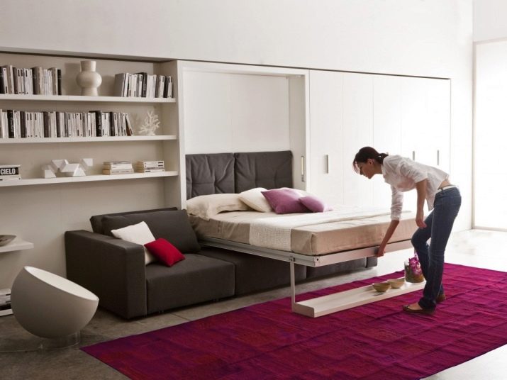 М’які меблі для вітальні (60 фото): набір меблів для вітальні в класичному стилі, огляд сучасних комплектів красивою модульної меблів, італійські м’які гарнітури в дизайні інтер’єру