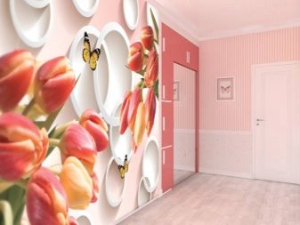 Шпалери в коридор, передпокій (121 фото): дизайн шпалер, вибір в передпокій з темними і світлими дверима, миються сірі і смугасті, білі і зелені шпалери в інтер’єрі