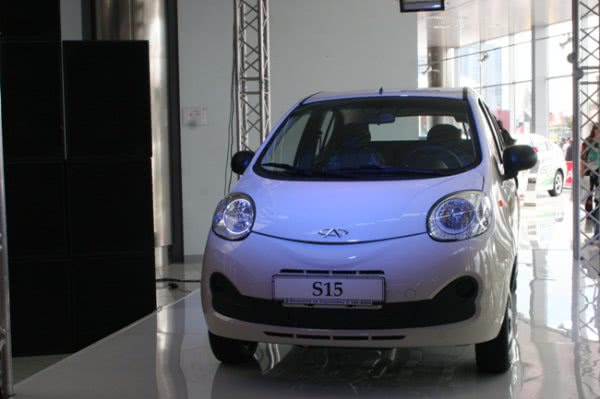 Chery показала киевлянам новую малолитражку
