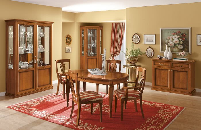 Как красить стены водоэмульсионной краской