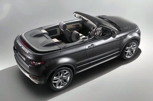 Новый кроссовер Range Rover Evoque лишили крыши