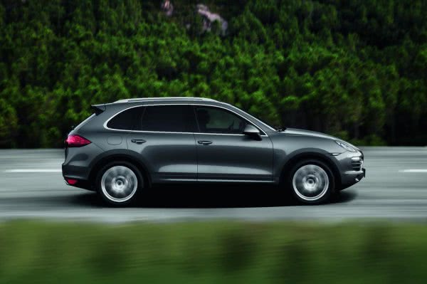 Porsche назвал цену самого мощного Cayenne с дизелем