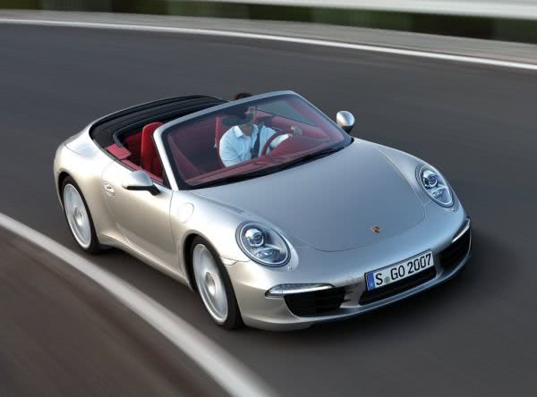 Porsche представил в Украине три новые модели