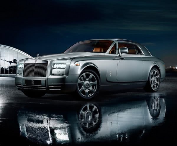 Представлен Rolls-Royce с салоном в стиле самолетов