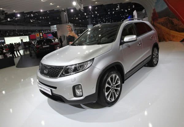 Пятиметровый Kia Quoris показали московской публике