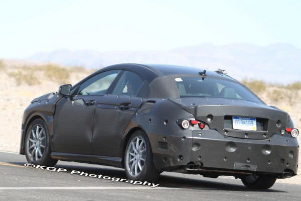 Самый дешевый седан Mercedes представят весной