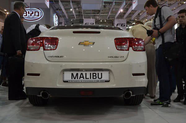 SIA 2012: Chevrolet привезла новый седан класса Сонаты