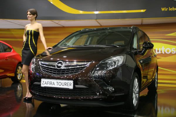 SIA 2012: новинки Opel – для молодежи, семьи и бизнеса