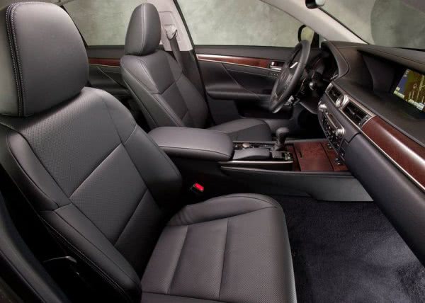 В Украине начали принимать заказы на новый Lexus