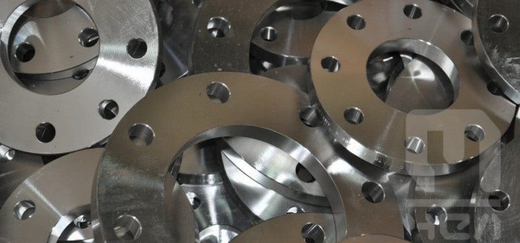 Фланцы из нержавеющей стали — разновидности и преимущества