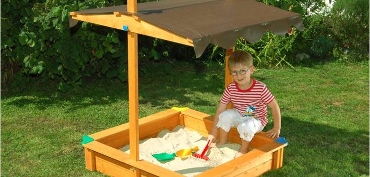 Як самостійно зробити пісочницю для дитини на ділянці: поради по виготовленню