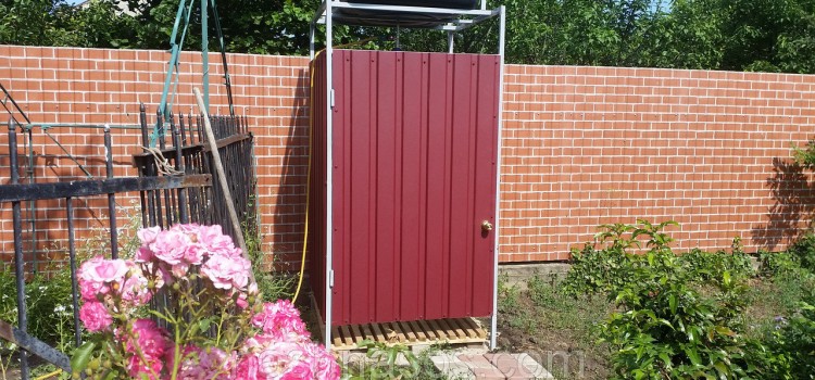 Как организовать летний душ на дачном участке