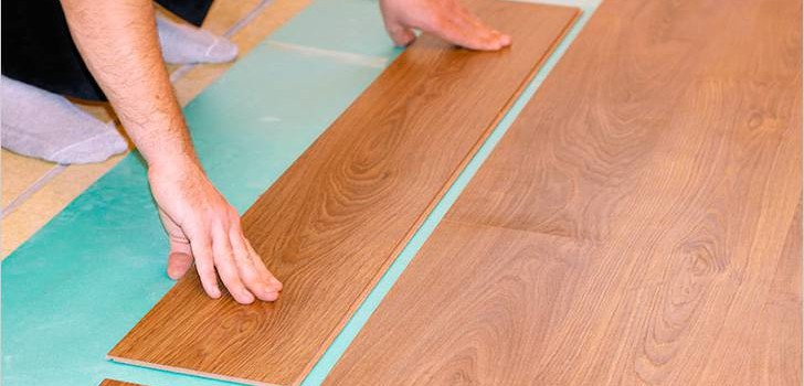Укладання ламінату на нерівний підлогу