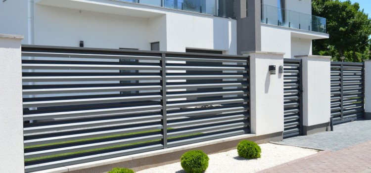 Современные заборы жалюзи на любой вкус