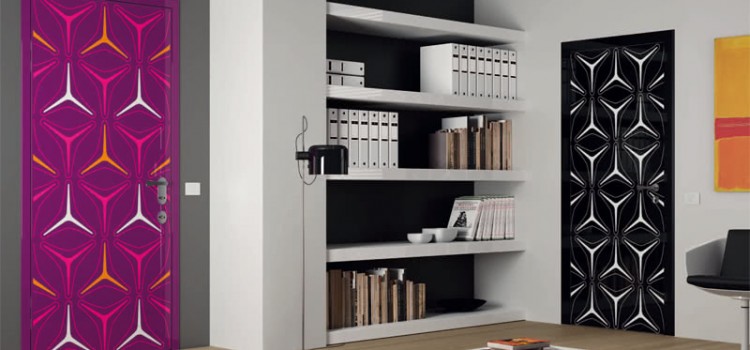 Як оновити старі міжкімнатні двері за допомогою вінілової плівки?