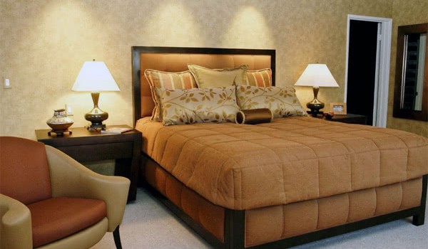 Нова спальня без великих витрат: що можна змінити в ній швидко і недорого?